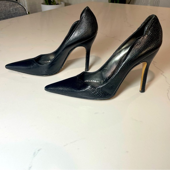 HP 🎉 Dolce & Gabbana Leather Heels - Picture 2 of 8